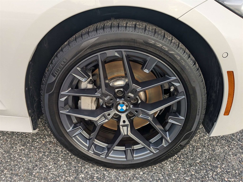 Used 2025 BMW 330i Sedan image 11