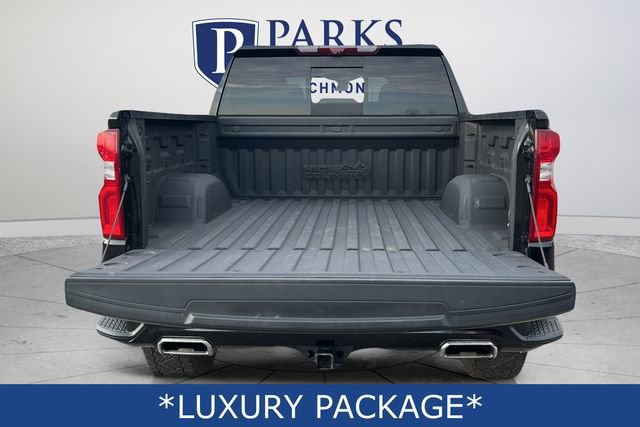 Used 2021 Chevrolet Silverado 1500 High Country w/ Technology Package image 20