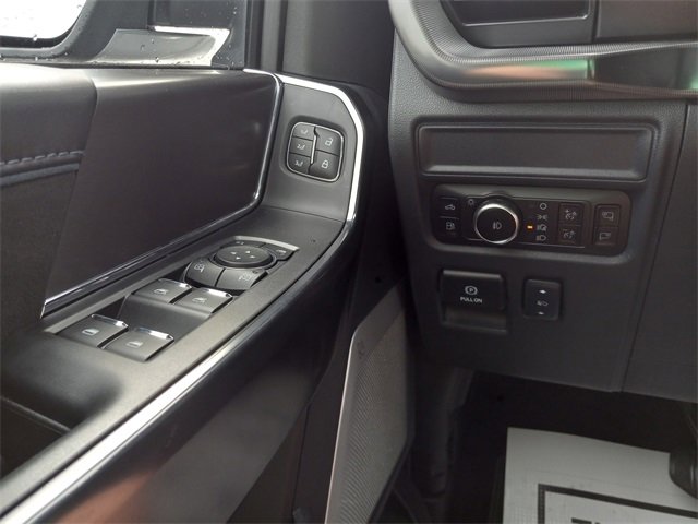 New 2025 Ford F150 Platinum w/ Equipment Group 702A High image 28