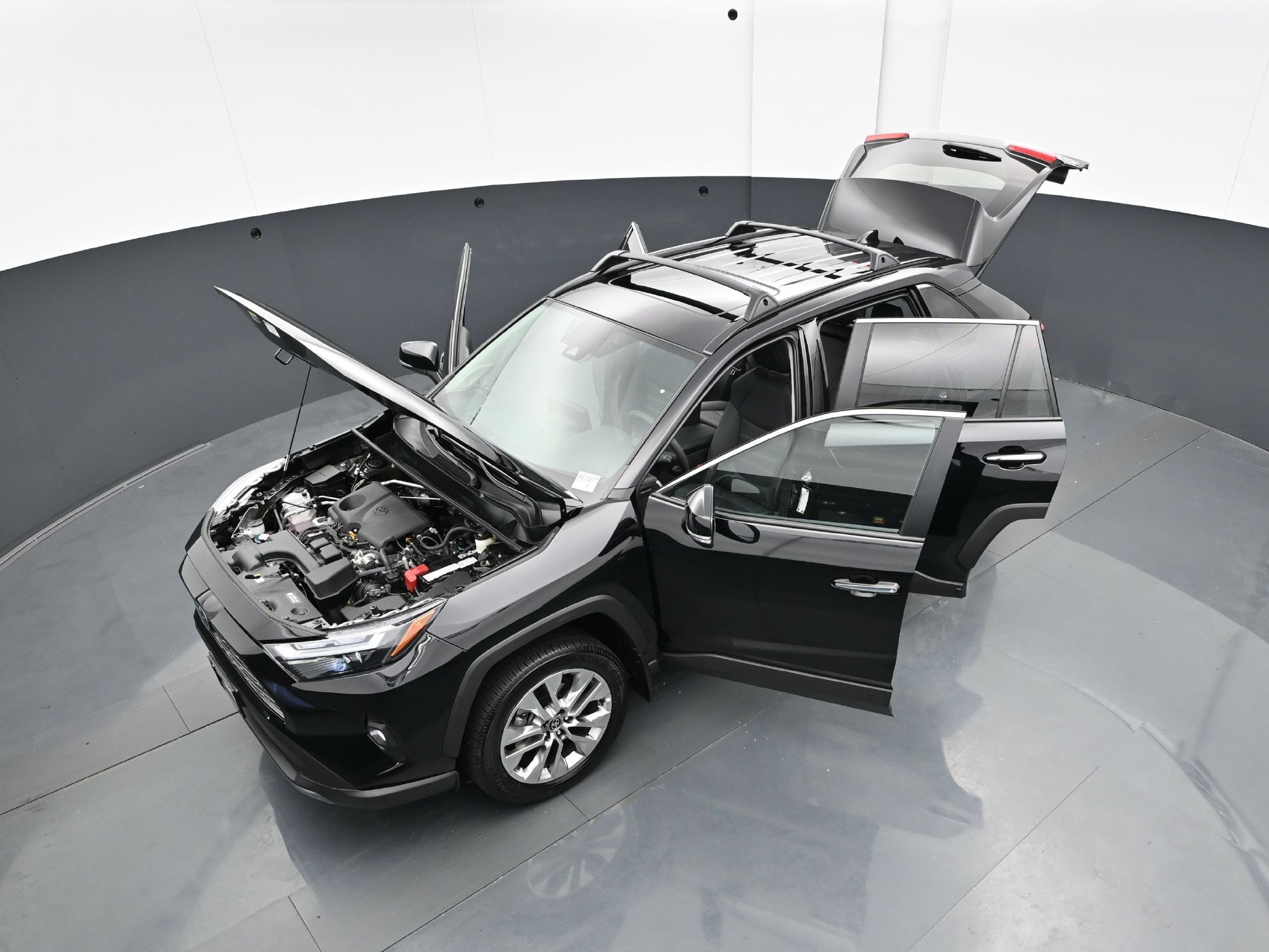 Used 2025 Toyota RAV4 Limited w/ Weather Package AWD/4WD image 47