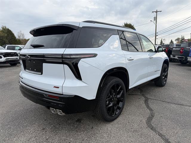 New 2026 Chevrolet Traverse RS w/ LPO, Floor Liner Package image 5