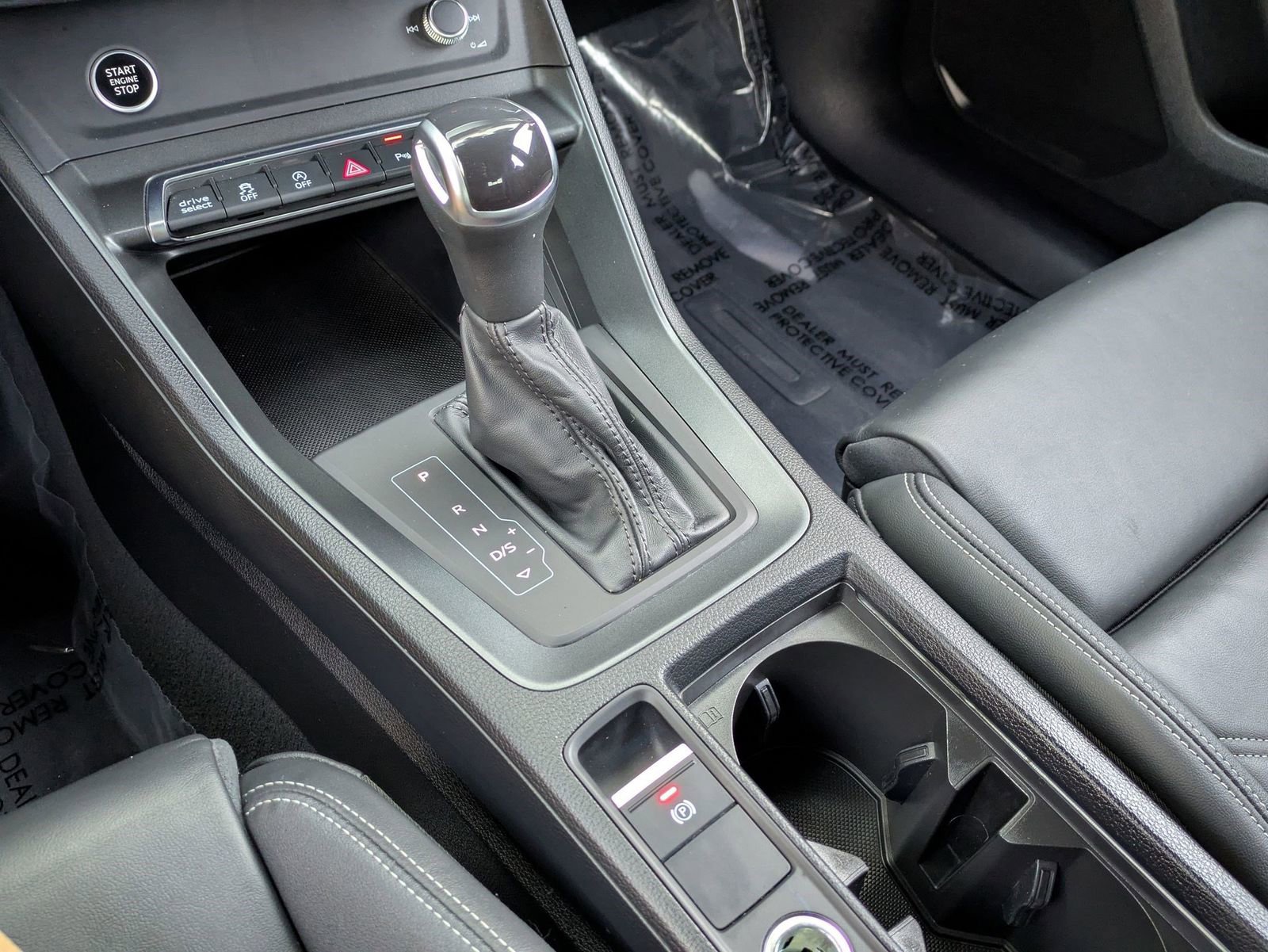 Used 2023 Audi Q3 2.0T Premium w/ Black Optic Sport Package image 14