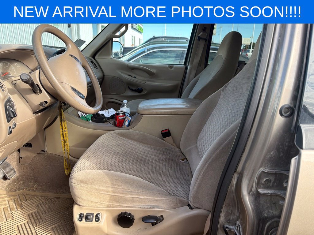 Used 2002 Ford Expedition XLT AWD/4WD image 11