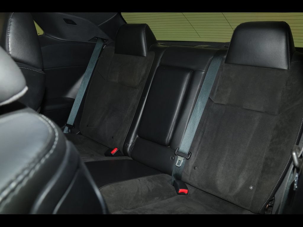 Used 2016 Dodge Challenger R/T Scat Pack w/ Leather Interior Group RWD image 20