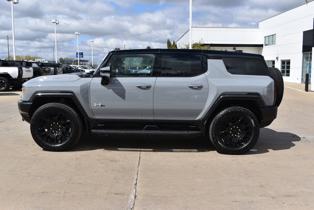 New 2025 GMC Hummer EV 2X w/ LPO, Illumination Package image 4