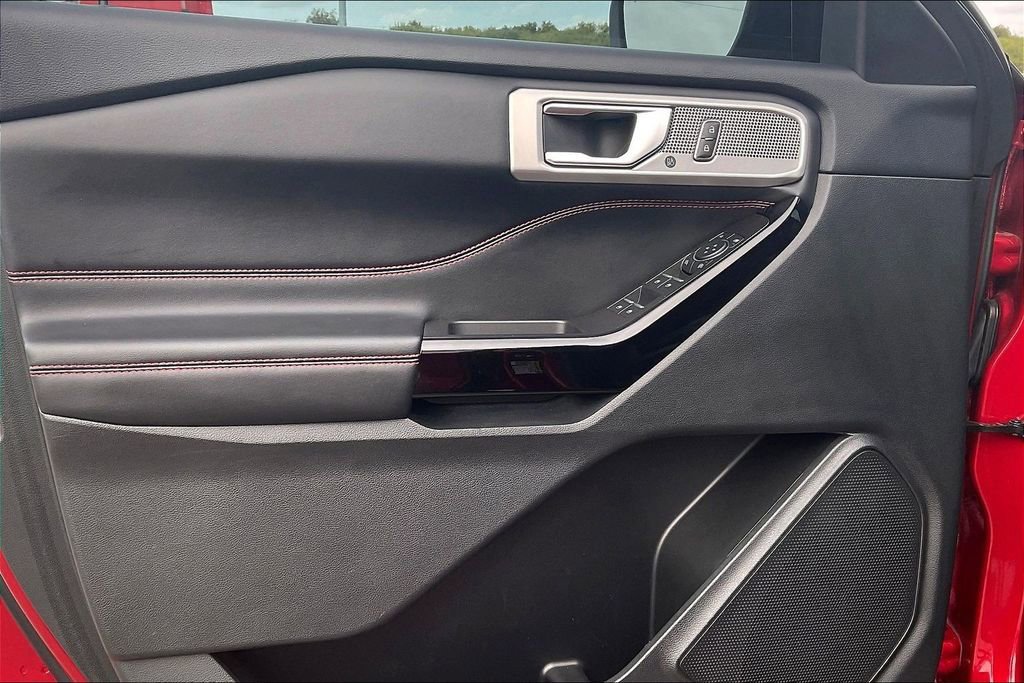 Used 2023 Ford Explorer ST-Line w/ Class IV Trailer Tow Package image 20