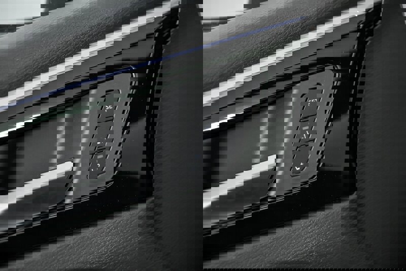 New 2025 Mitsubishi Outlander SEL Black Edition image 13