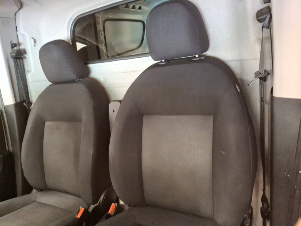 Used 2015 RAM ProMaster City Tradesman SLT FWD image 15