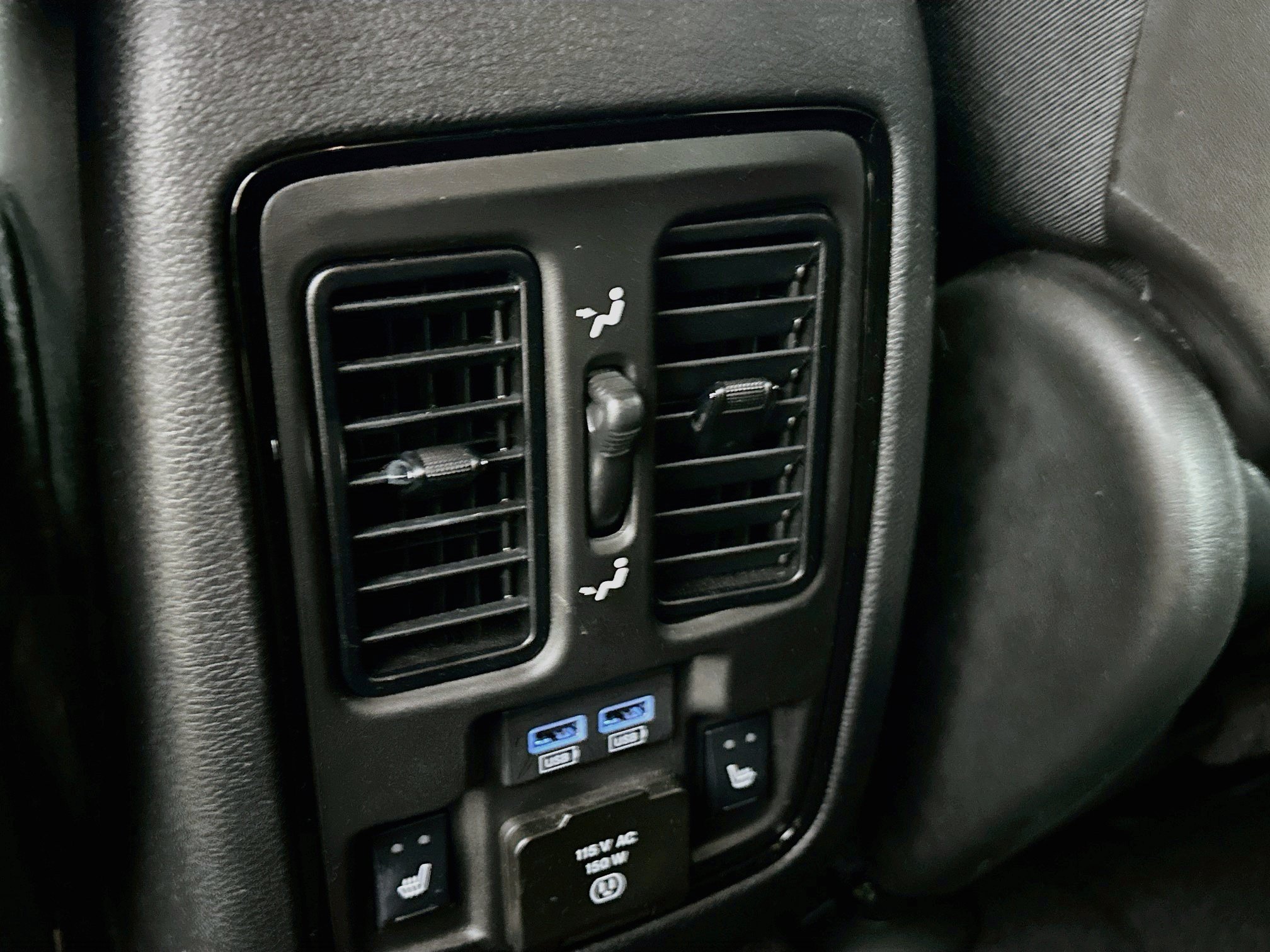 Used 2024 Dodge Durango GT AWD/4WD image 31