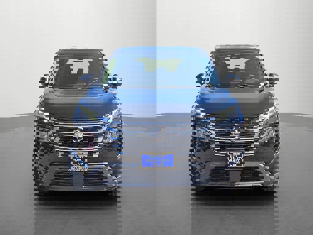 Used 2024 Nissan Rogue S FWD image 2