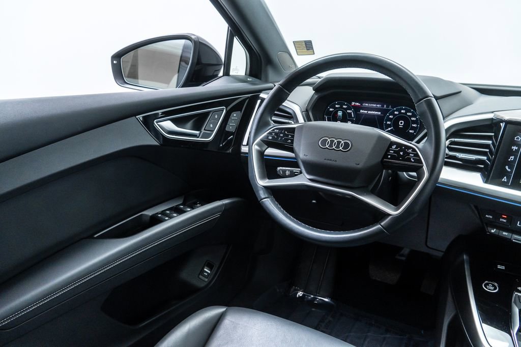 Used 2023 Audi Q4 e-tron Prestige image 22