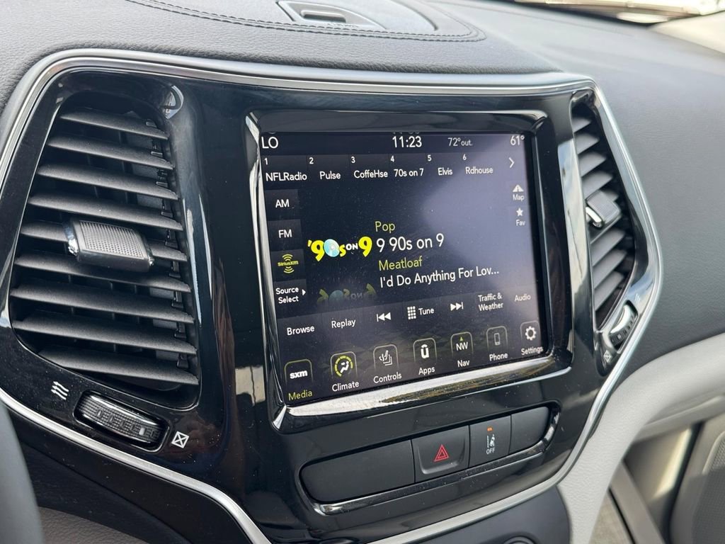 Used 2022 Jeep Cherokee Limited w/ Elite Package AWD/4WD image 24