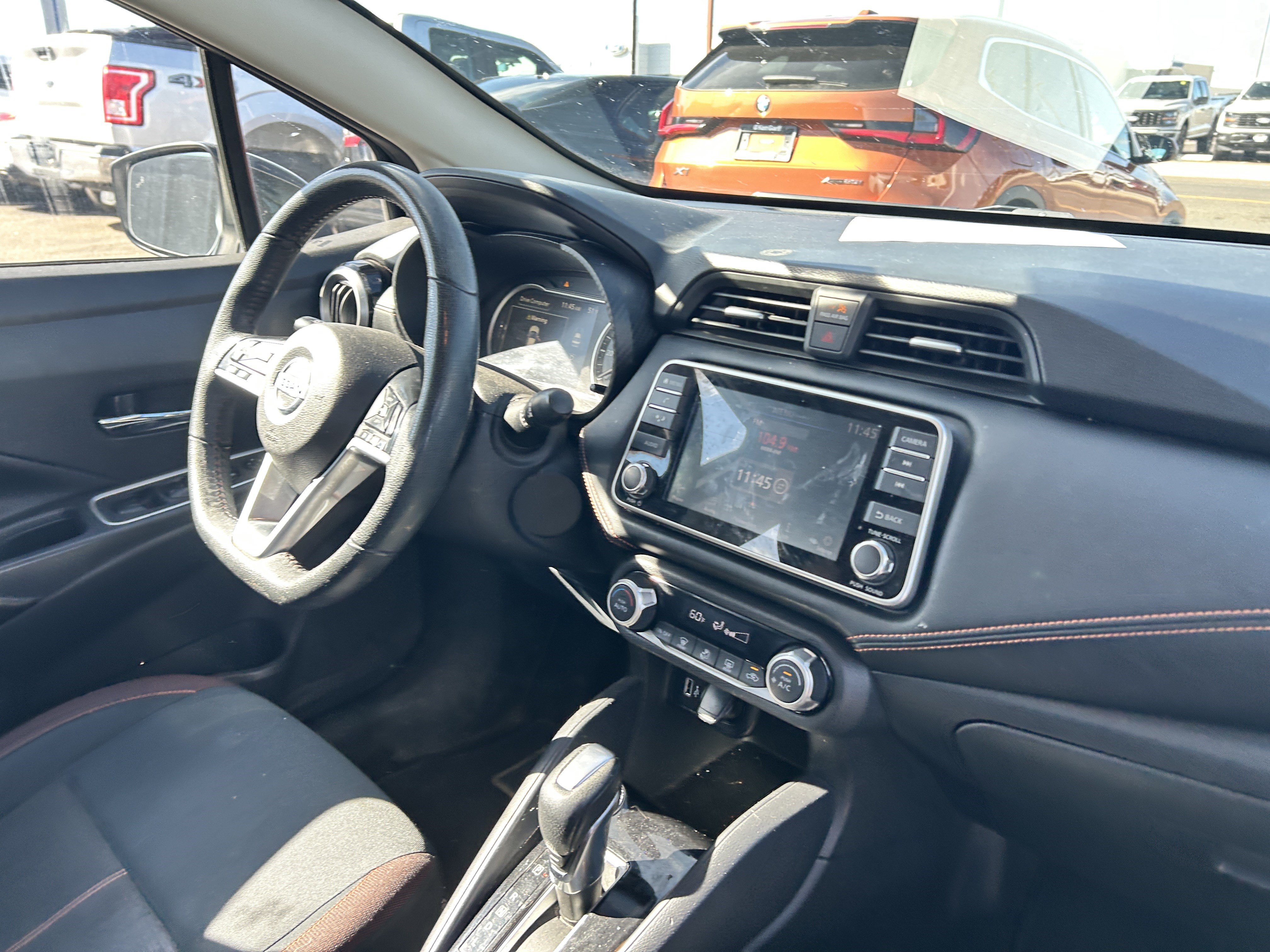 Used 2020 Nissan Versa SR FWD image 15