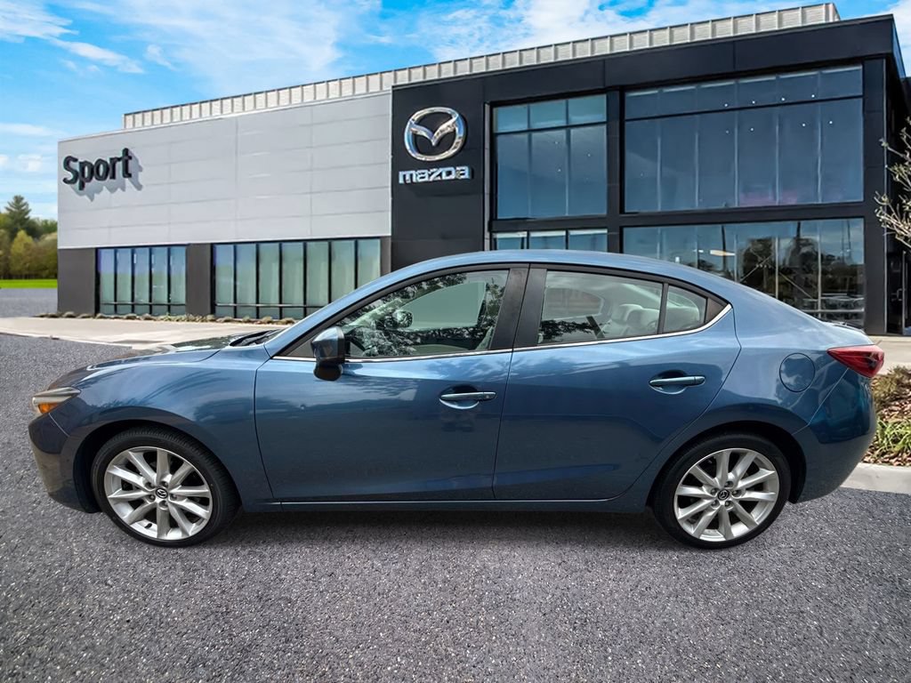 Used 2017 MAZDA MAZDA3 Grand Touring w/ Premium Equipment Package FWD image 6