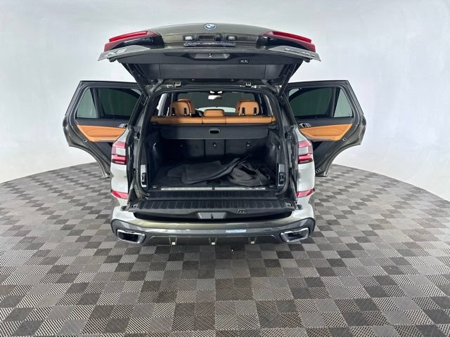 Used 2022 BMW X5 xDrive45e w/ M Sport Package AWD/4WD image 18