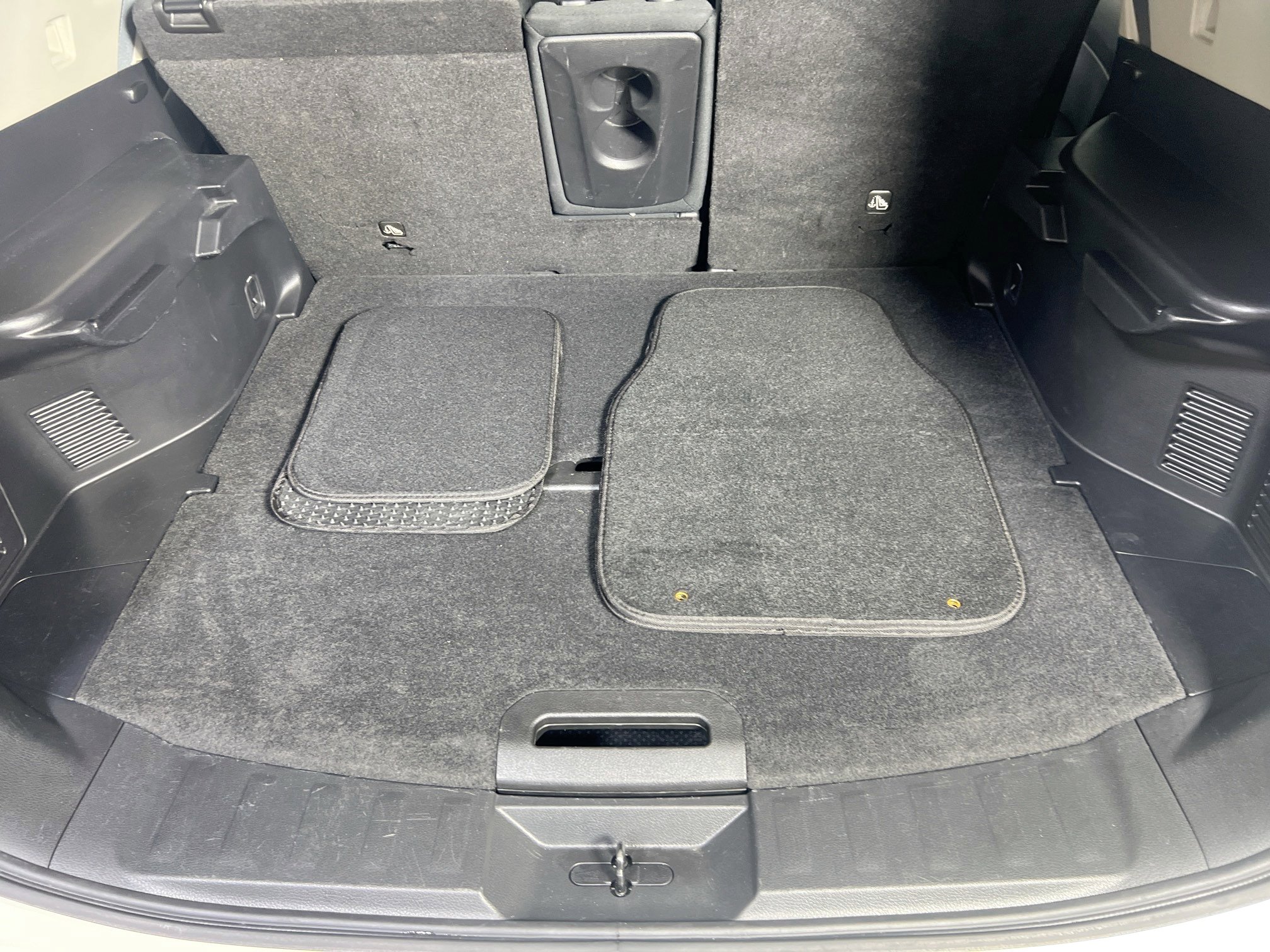 Used 2020 Nissan Rogue SV image 24