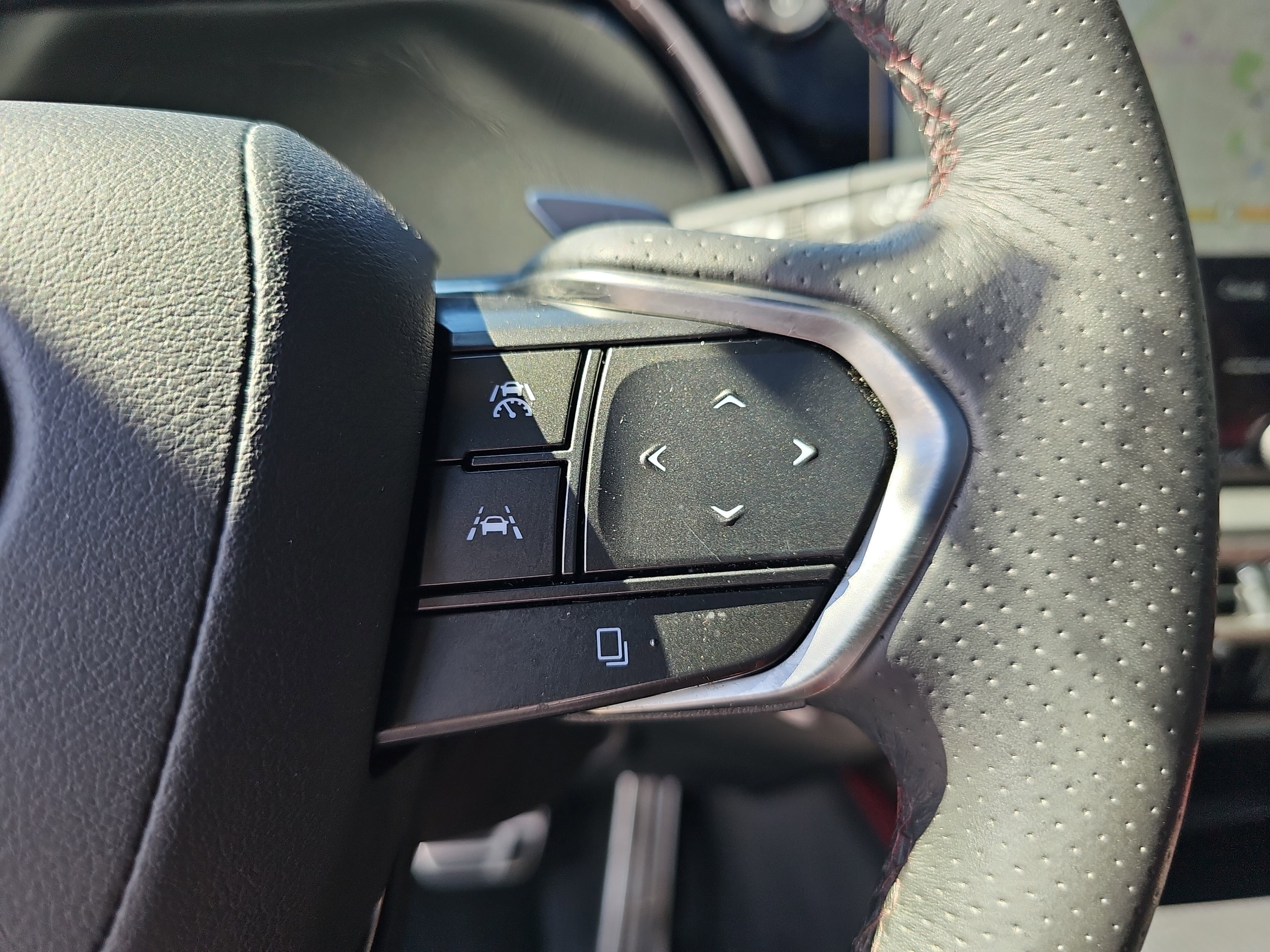 Used 2023 Lexus RX 500h F Sport w/ Accessory Package (Z1) image 19