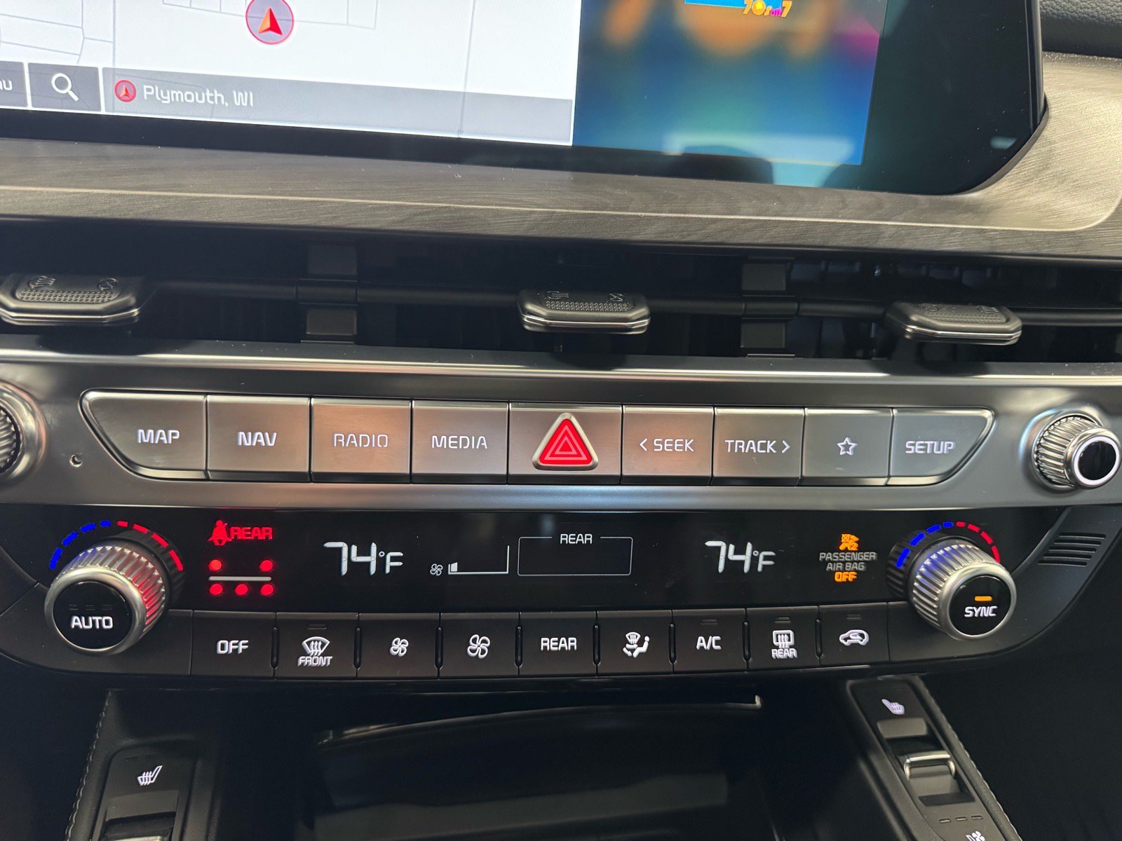 Used 2025 Kia Telluride SX Prestige X-Pro AWD/4WD image 25