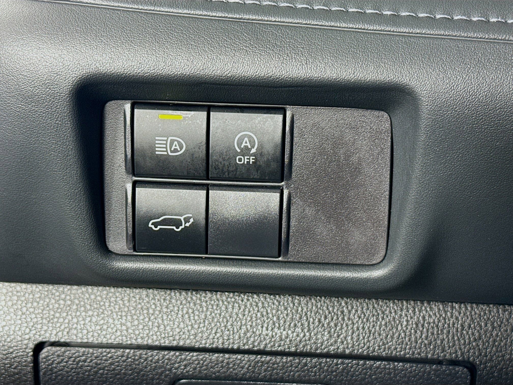 Certified 2025 Toyota Highlander XSE image 11