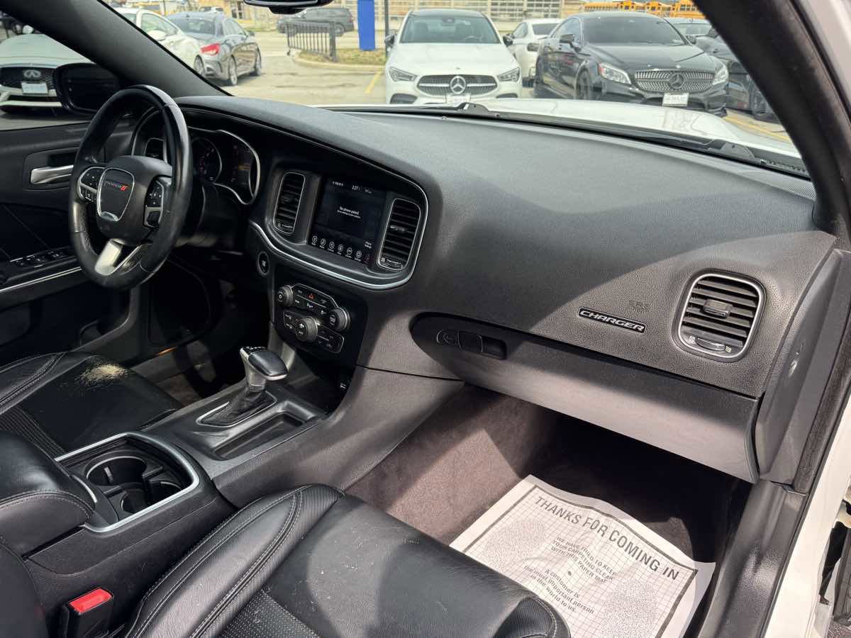 Used 2017 Dodge Charger R/T w/ Driver Confidence Group RWD image 27