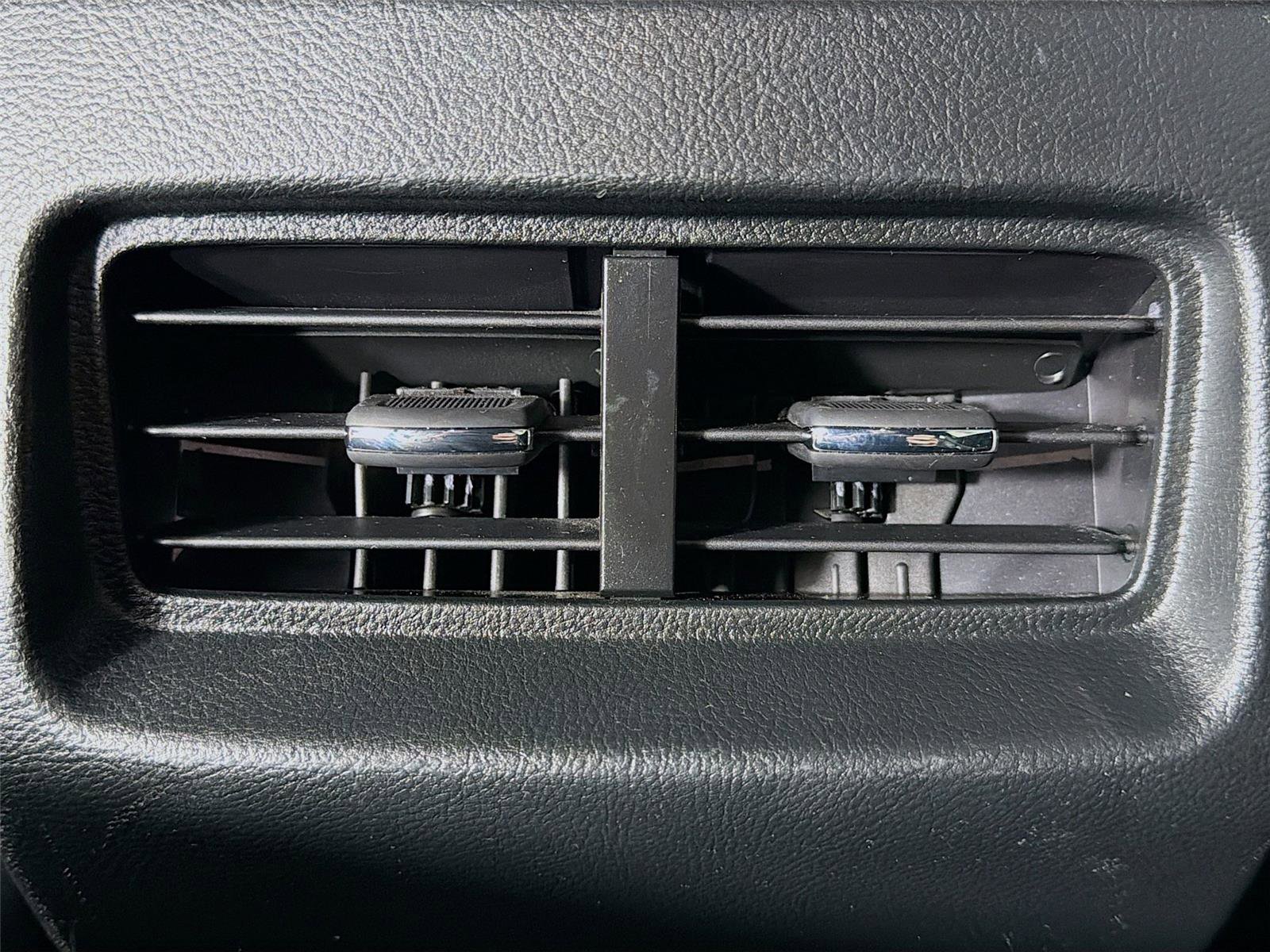 Used 2024 Ford Edge ST-Line image 24