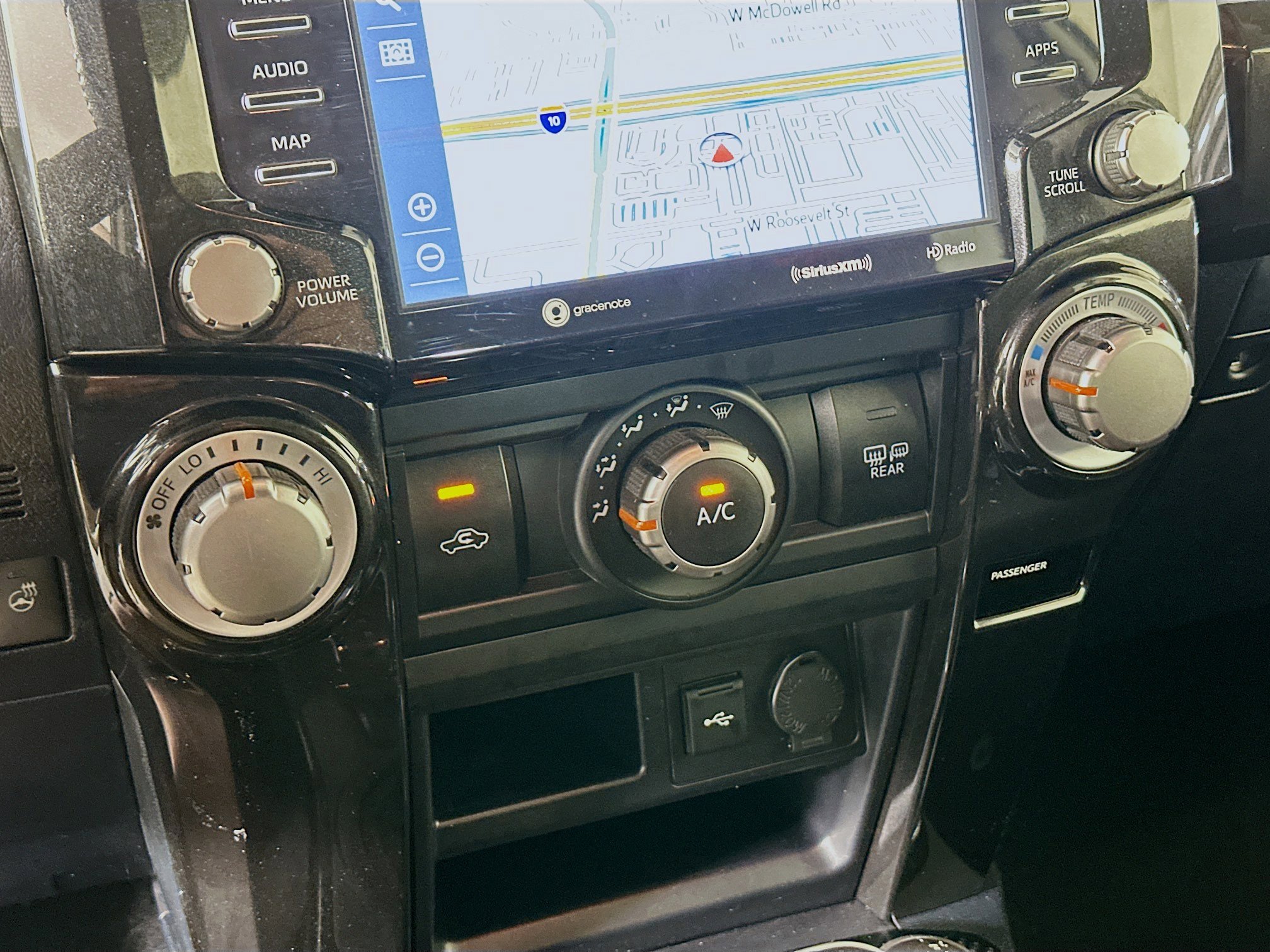 Used 2024 Toyota 4Runner TRD Off-Road Premium image 24