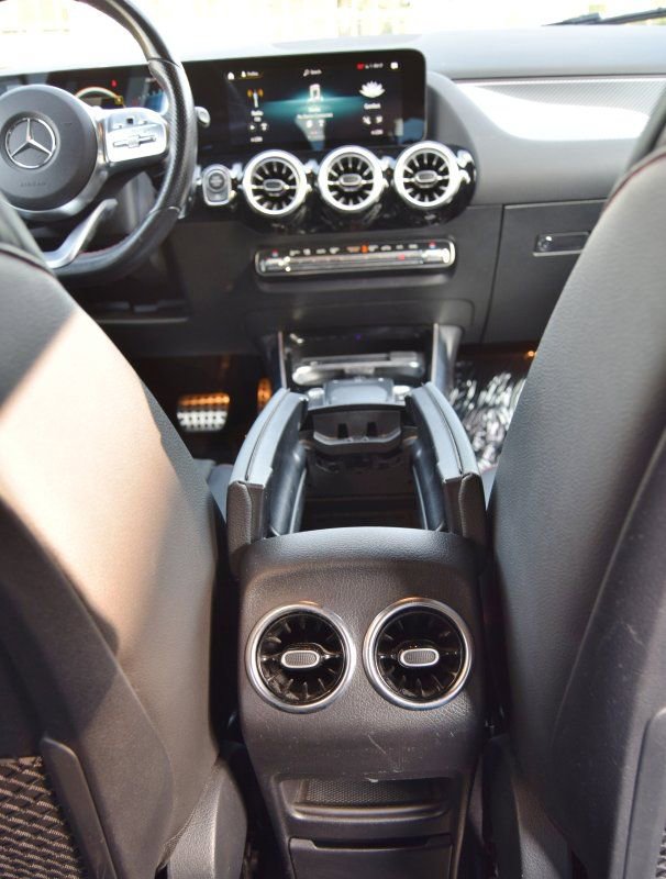 Used 2022 Mercedes-Benz GLA 35 AMG 4MATIC image 33