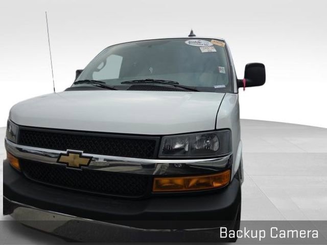 Used 2024 Chevrolet Express 2500 w/ Driver Convenience Package image 3