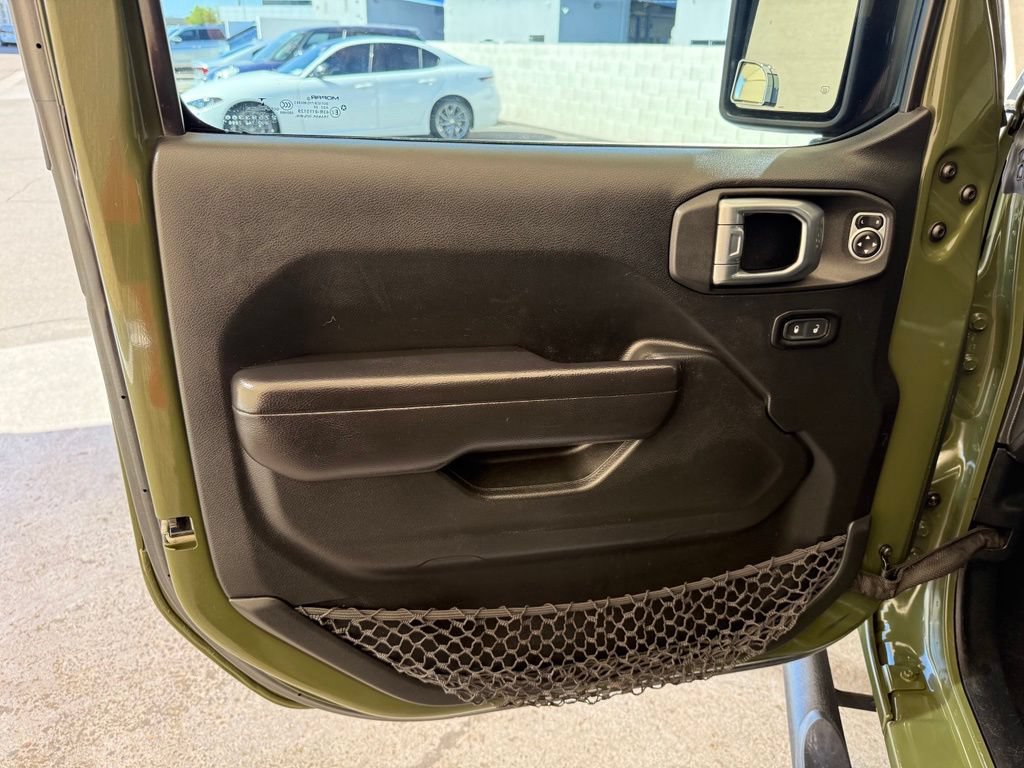 Used 2020 Jeep Wrangler Unlimited Sport S w/ Sun And Sound Package AWD/4WD image 32