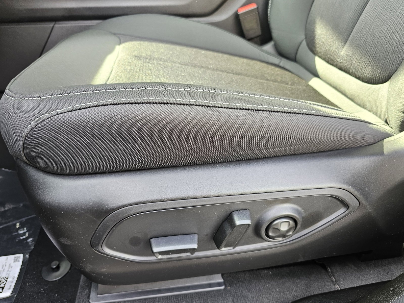 New 2025 Jeep Grand Cherokee L Laredo image 20