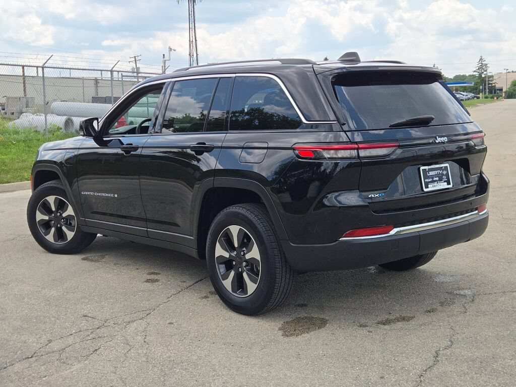 Certified 2022 Jeep Grand Cherokee Limited 4xe AWD/4WD image 15