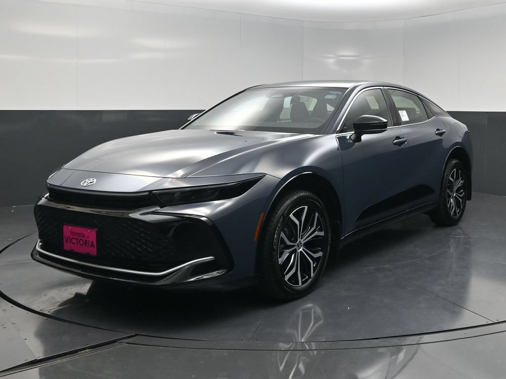 New 2027 Toyota Crown AWD/4WD image 2