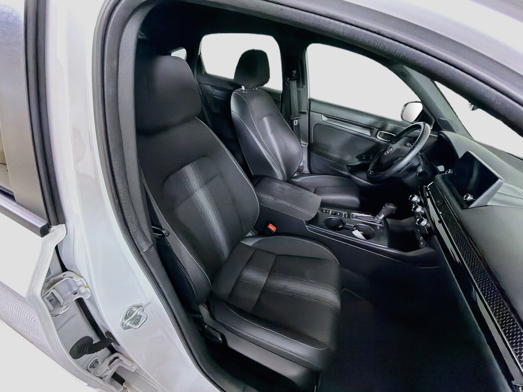 Used 2023 Honda Civic Sport image 29