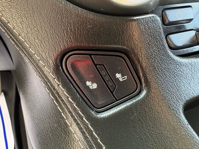 Used 2018 Chevrolet Suburban LT RWD image 23