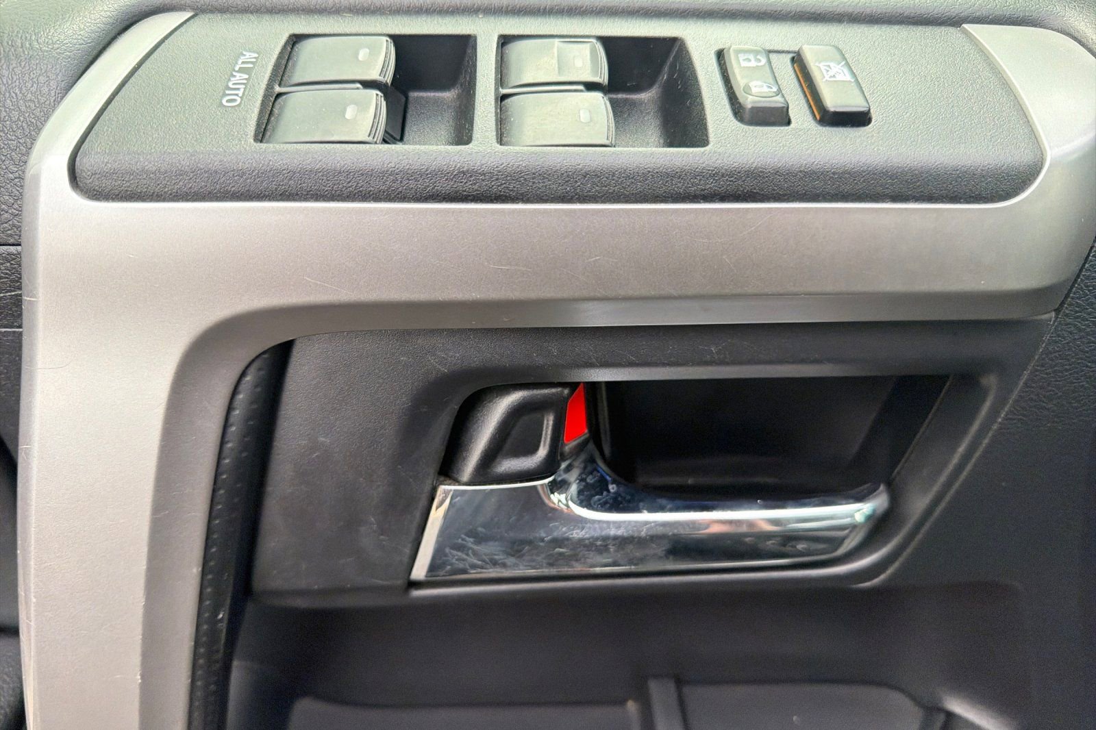 Used 2014 Toyota 4Runner Limited AWD/4WD image 11