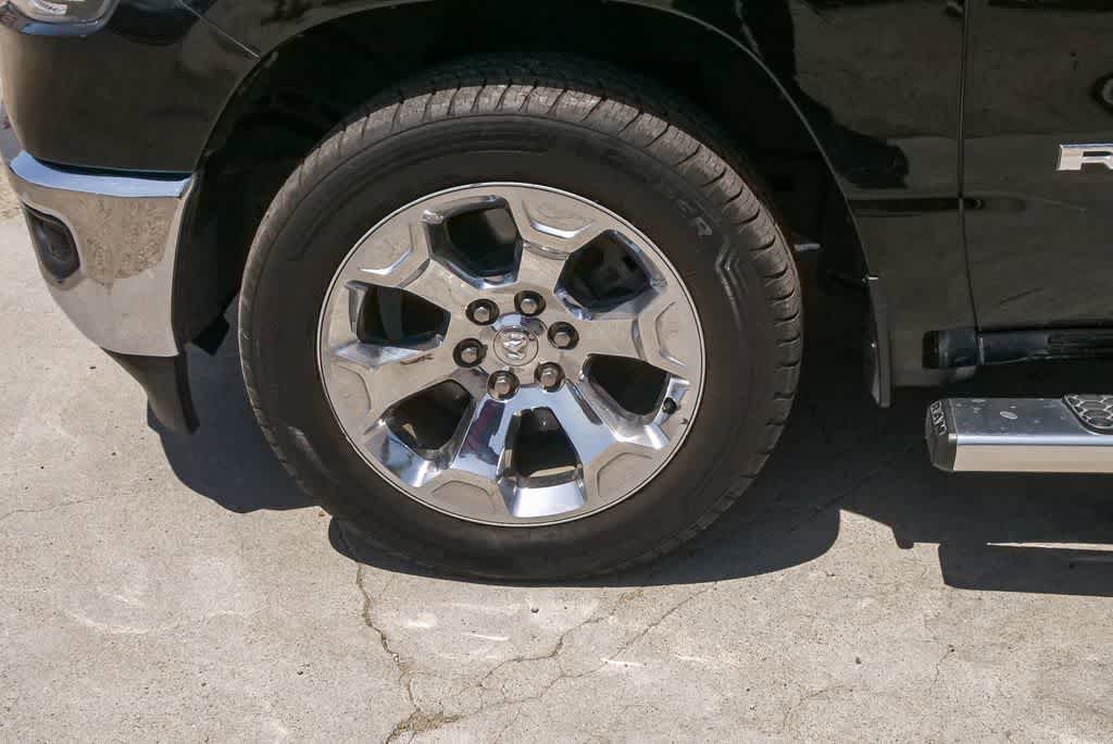 Used 2019 RAM 1500 Big Horn RWD image 5
