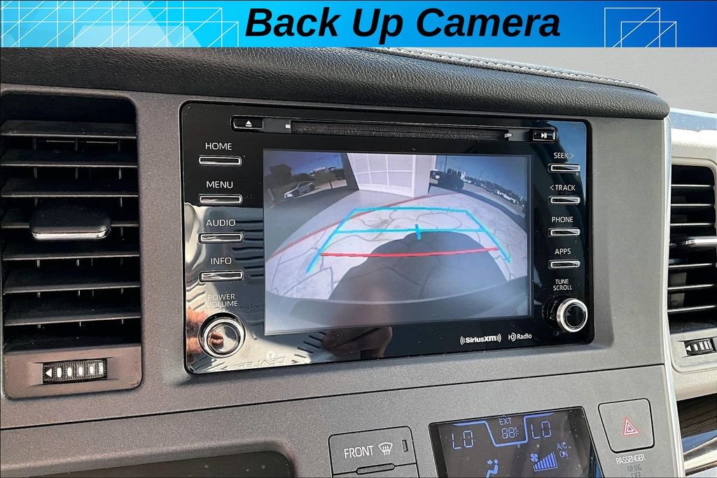 Used 2018 Toyota Sienna XLE AWD/4WD image 14