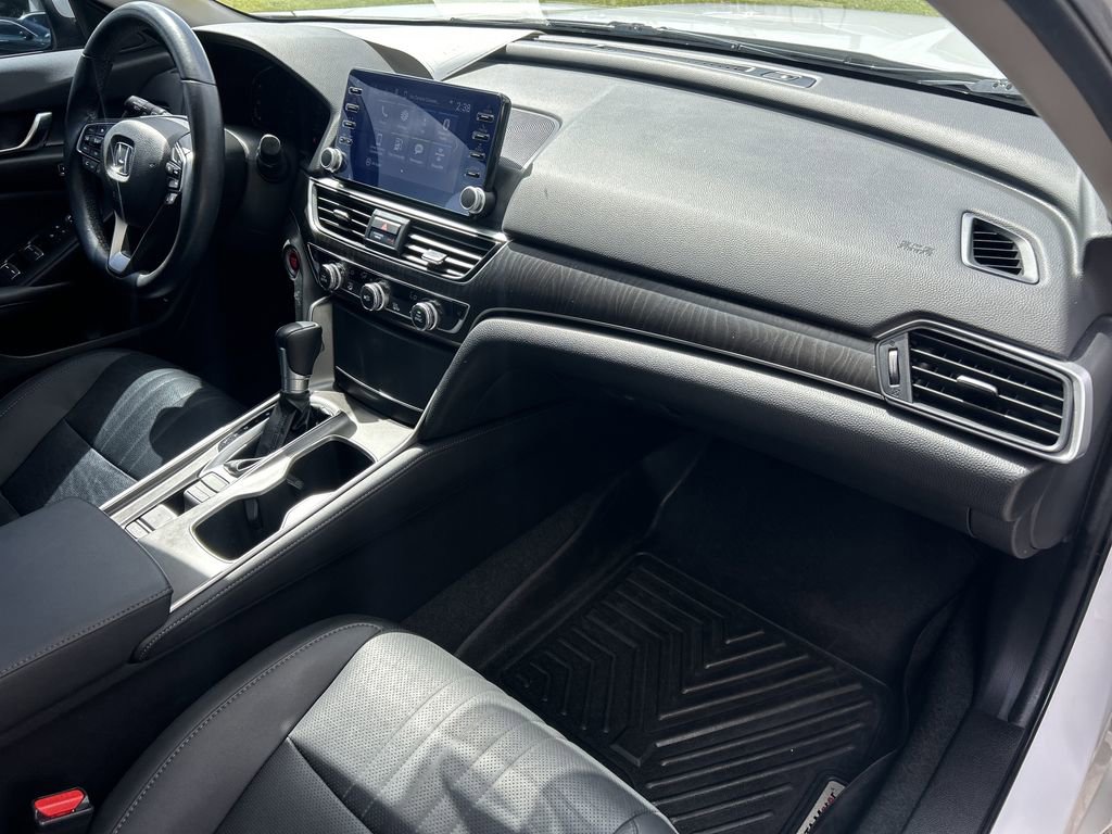 Used 2021 Honda Accord EX-L image 12