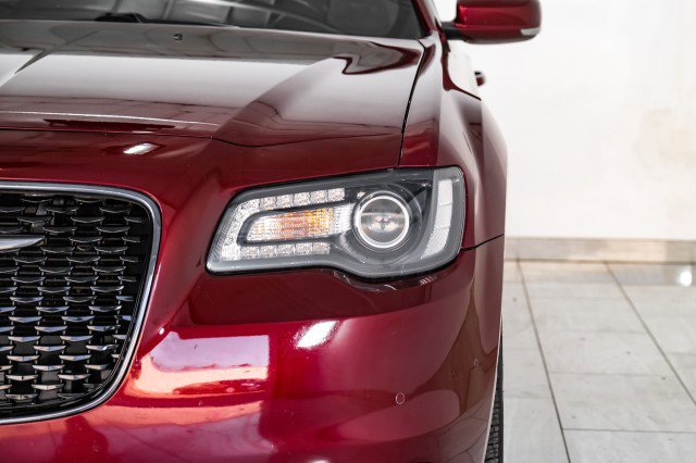 Used 2022 Chrysler 300 S image 47