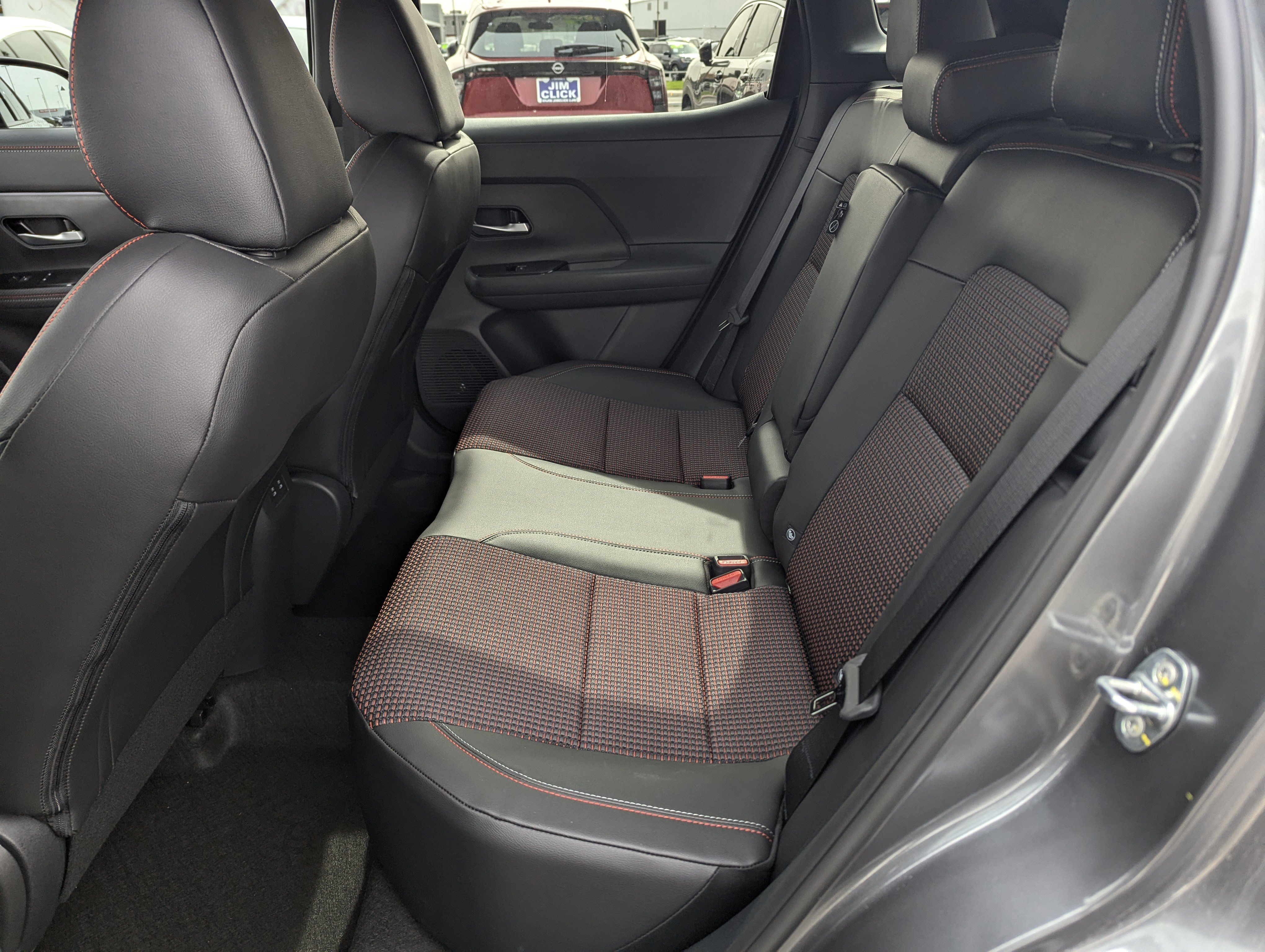 New 2026 Nissan Kicks SR image 8