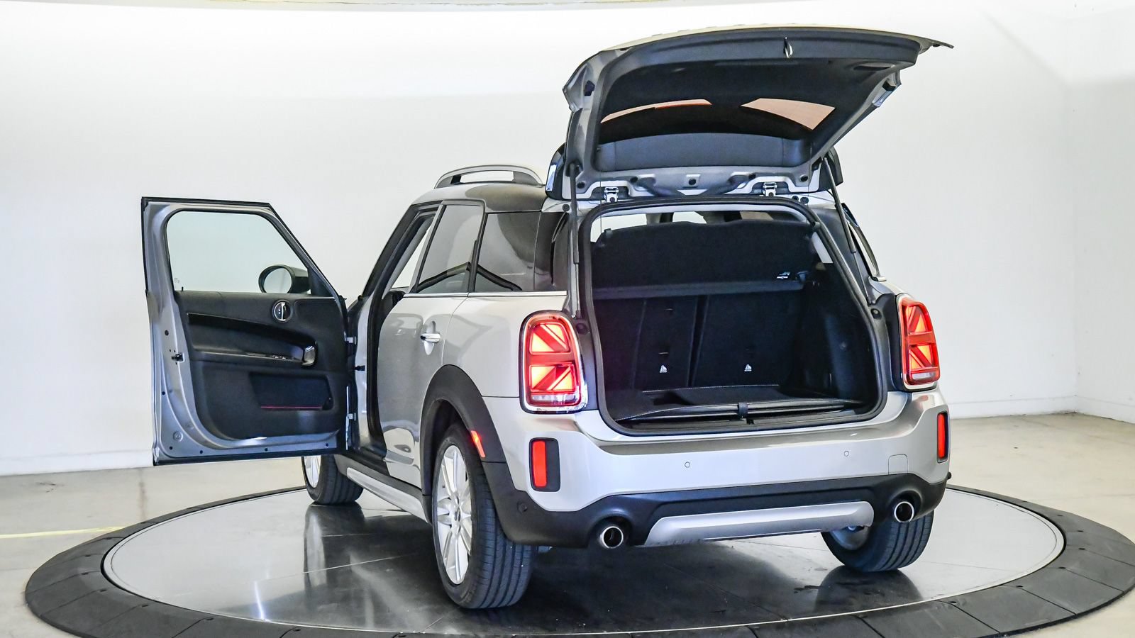 Certified 2023 MINI Cooper Countryman S FWD image 27