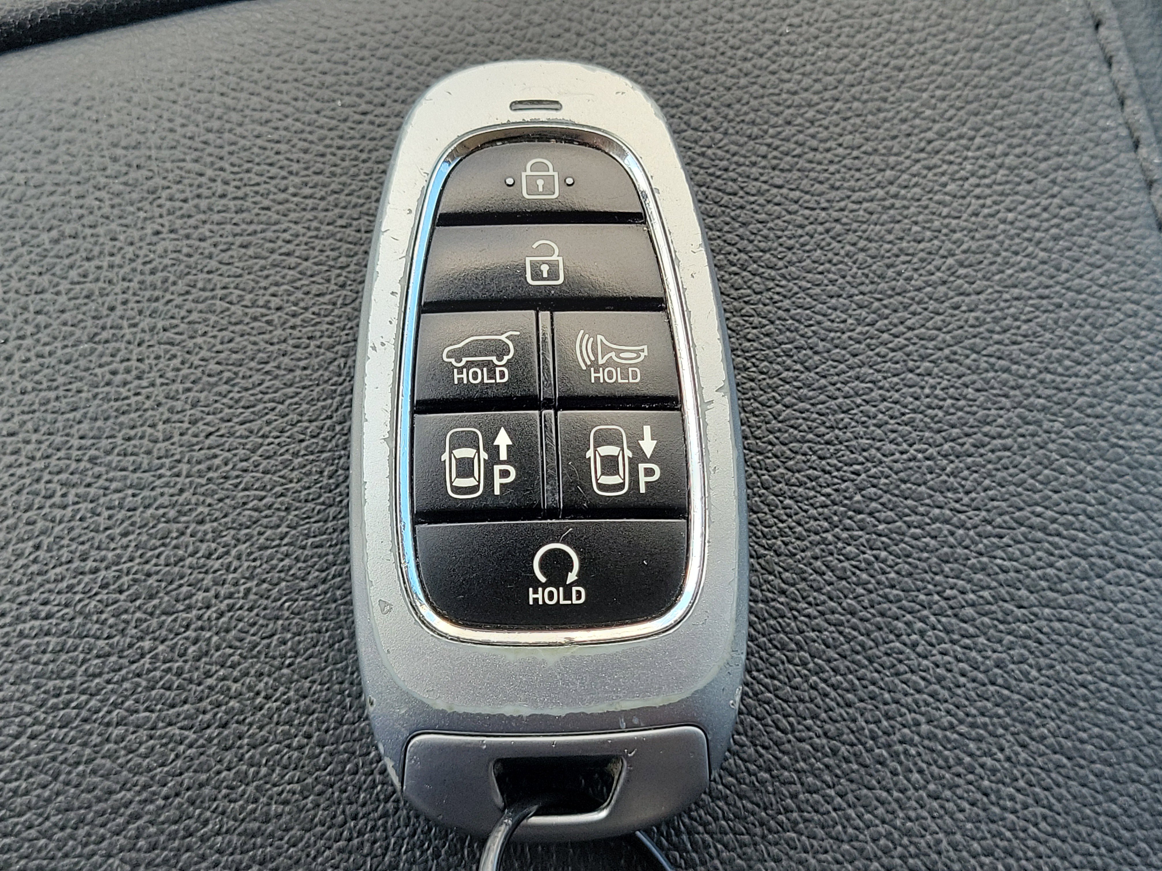 Used 2024 Hyundai Tucson Limited image 30