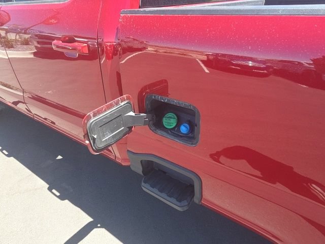 Certified 2023 Ford F250 Lariat w/ Lariat Ultimate Package AWD/4WD image 4