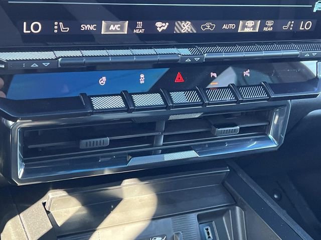 New 2026 GMC Hummer EV SUV image 25