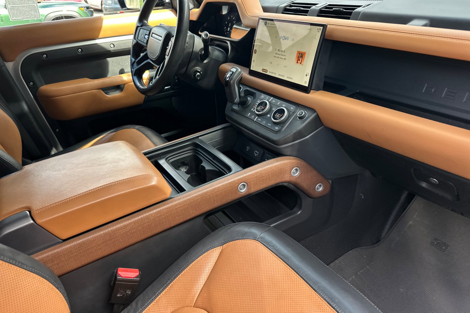 Used 2022 Land Rover Defender 110 X image 16