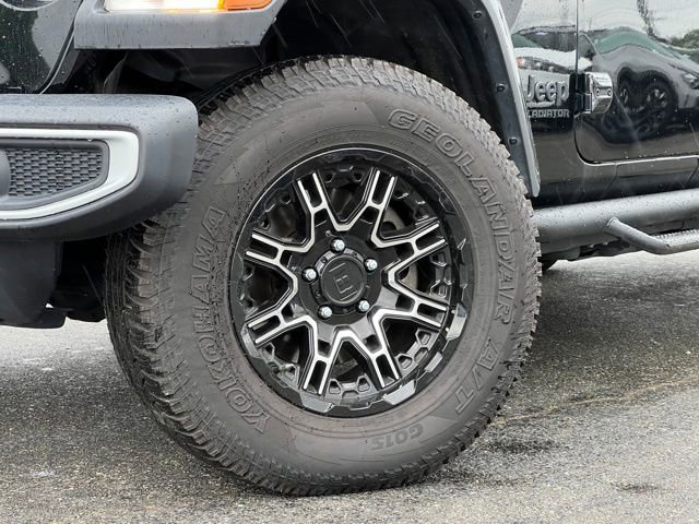 Used 2021 Jeep Gladiator Sport AWD/4WD image 2