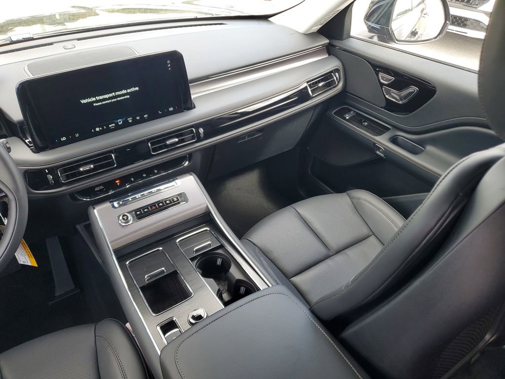 New 2026 Lincoln Aviator 2WD image 17