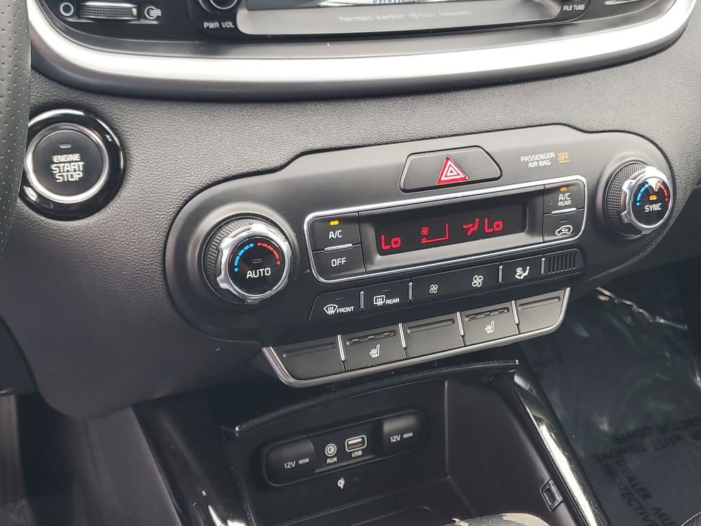 Used 2019 Kia Sorento SX image 31