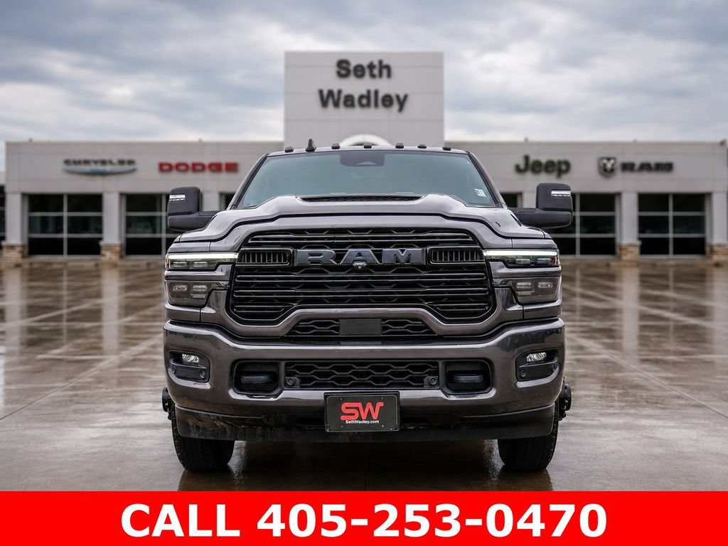 Used 2025 RAM 3500 Laramie AWD/4WD image 2