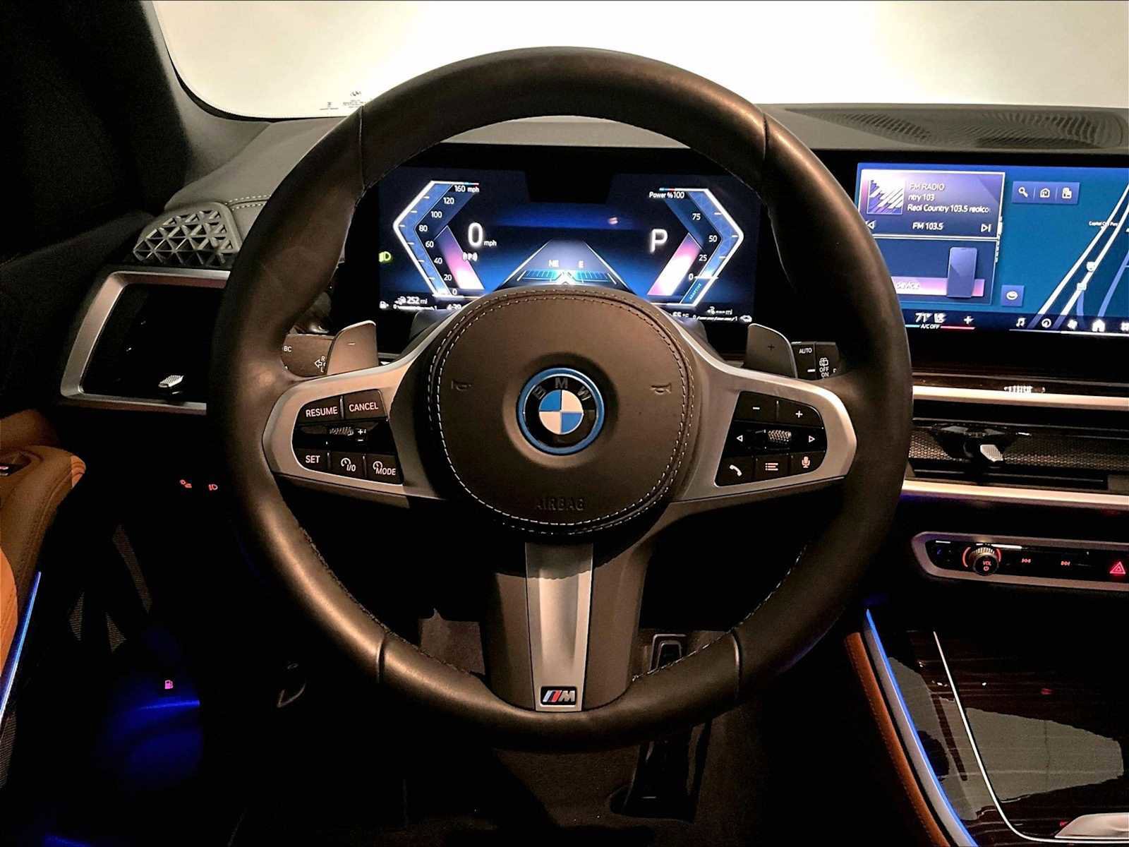 Used 2025 BMW X5 xDrive50e w/ M Sport Package image 18